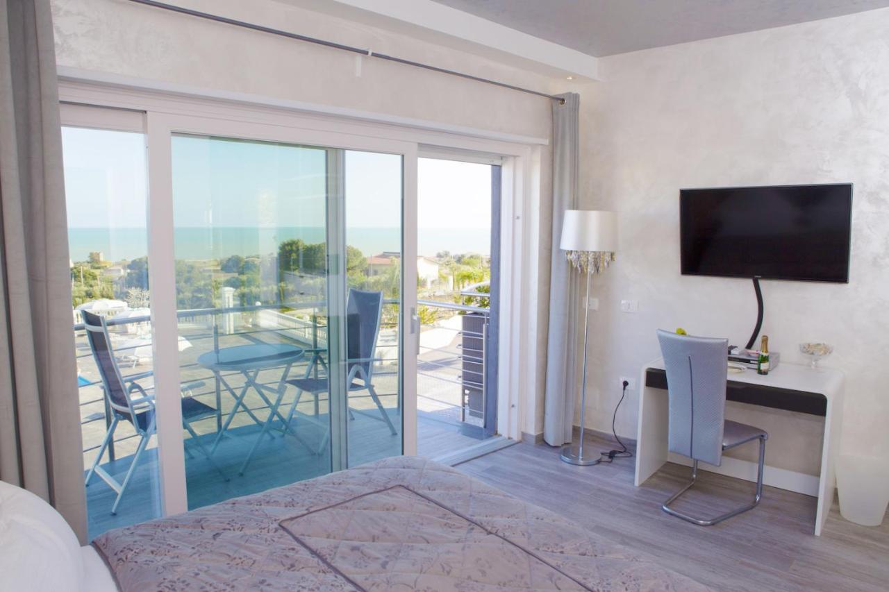 Deluxe Room Sea View