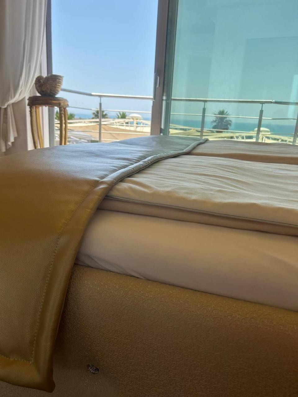 Suite Spa Bath on Terrace