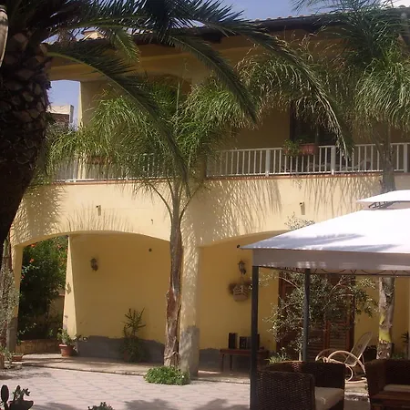 B&B Valoroso Village-3